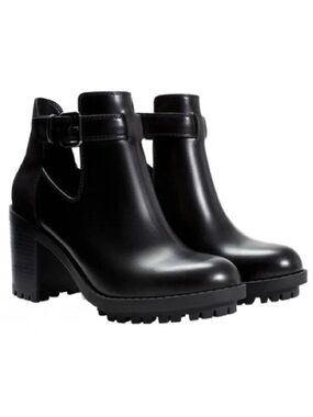 Zara Black Open Track Sole Booties